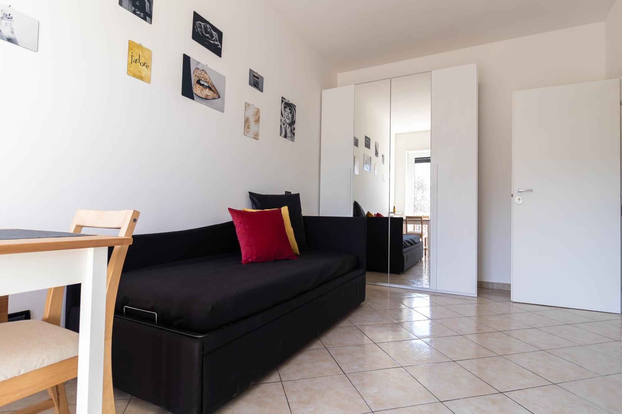 Appartement Abbiategrasso - Bocconi - 2 Da Letto Milaan